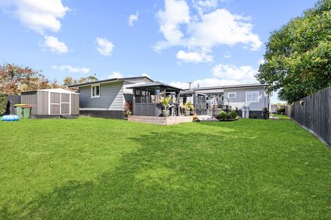 Photo of property in 84 Shaw Road, Oratia, Auckland, 0604