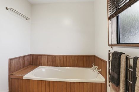 Photo of property in 255 Kingsbury Avenue, Rangiora, 7400