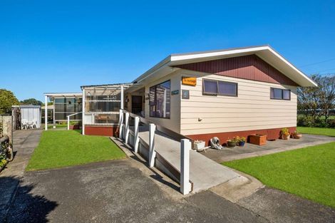 Photo of property in 18 Swinbourne Street, Waverley, 4510