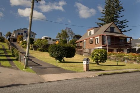 Photo of property in 94a Harbour View Road, Omokoroa, 3114