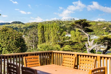 Photo of property in 17a Gloucester Street, Cannons Creek, Porirua, 5024