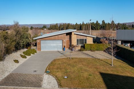Photo of property in 19 Chandler Crescent, Clyde, 9330