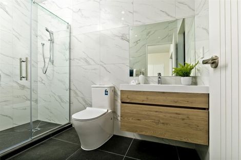 Photo of property in 3 Tarras Road, Kumeu, 0810