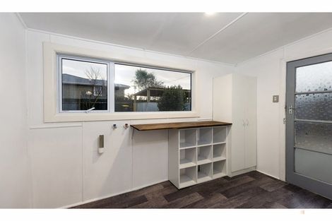 Photo of property in 12 Rhodes Street, Waimate, 7924