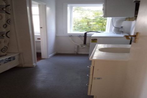 Photo of property in 43b Baroda Street, Khandallah, Wellington, 6035