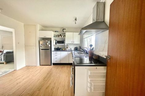 Photo of property in 1/2 Yacht Place, Bucklands Beach, Auckland, 2012