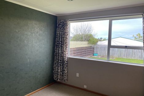 Photo of property in 77 O'byrne Place, Waikiwi, Invercargill, 9810