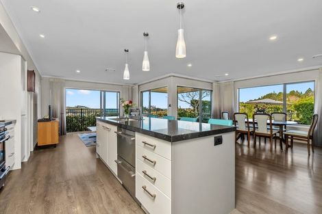 Photo of property in 69 Hillcrest Road, Hatfields Beach, Orewa, 0931