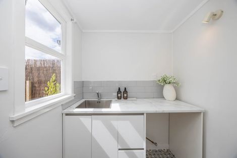 Photo of property in 16 Portal Crescent, Beerescourt, Hamilton, 3200