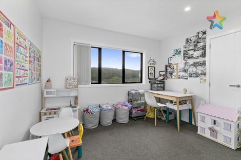 Photo of property in 8 Frankie Stevens Place, Riverstone Terraces, Upper Hutt, 5018