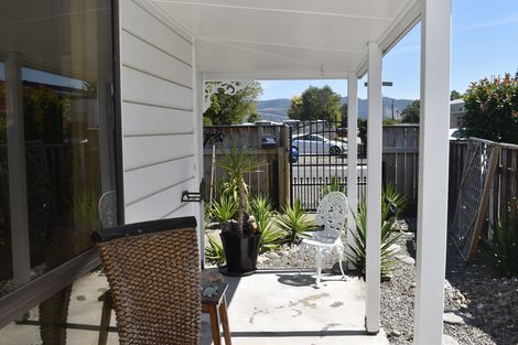 Photo of property in 194 High Street North, Carterton, 5713