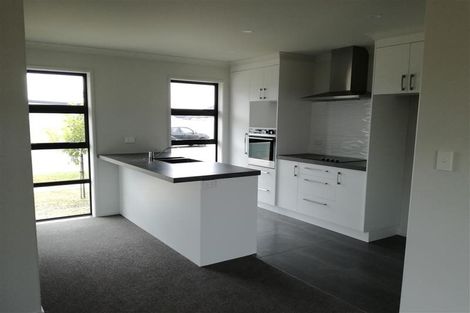 Photo of property in 26 Regis Park Drive, Pukekohe, 2120