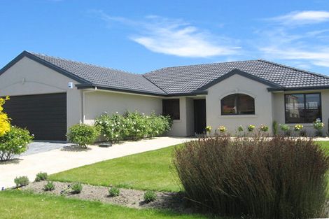Photo of property in 7 Anglem Way, Northwood, Christchurch, 8051