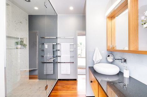 Photo of property in 13 Awarua Crescent, Havelock North, 4130