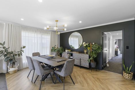 Photo of property in 7 Buddle Road, Wallaceville, Upper Hutt, 5018