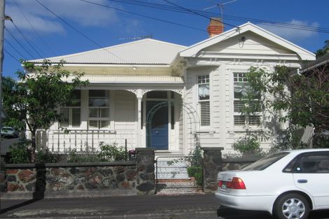 Photo of property in 33 Church Street, Devonport, Auckland, 0624