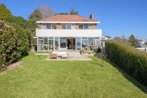 Photo of property in 107 Fourth Avenue, Tauranga, 3110