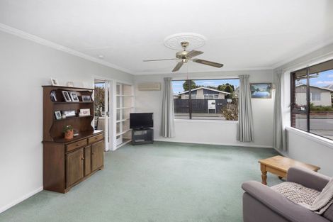 Photo of property in 1/6 Tulloch Place, Papanui, Christchurch, 8052
