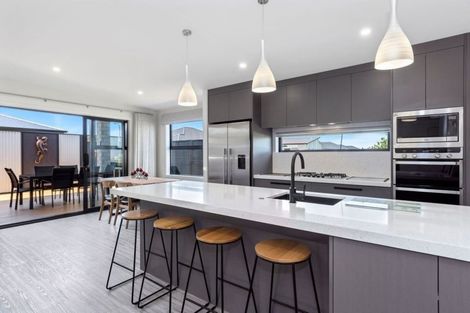 Photo of property in 20 Naeo Close, Papamoa Beach, Papamoa, 3118