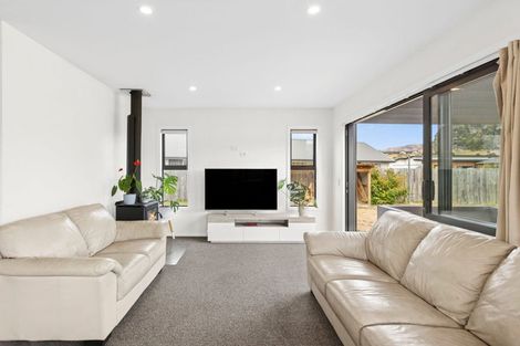 Photo of property in 5 Mallard Street, Albert Town, Wanaka, 9305