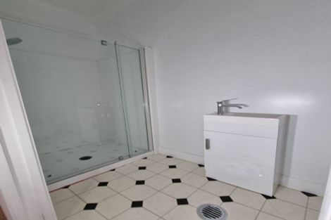 Photo of property in 24 Monorgan Road, Strathmore Park, Wellington, 6022