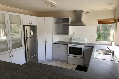 Photo of property in 27 Sample Road, Albany, Auckland, 0632
