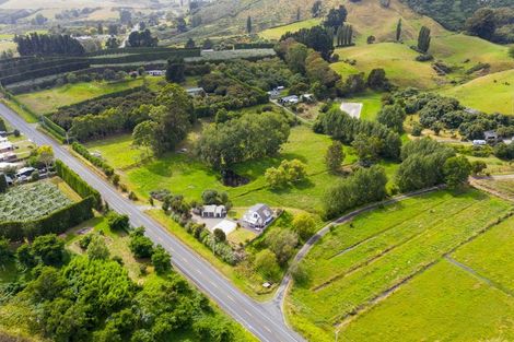 Photo of property in 660 Welcome Bay Road, Waitao, Tauranga, 3175