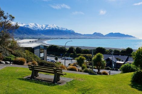 Photo of property in 17 Deal Street, Kaikoura, 7300