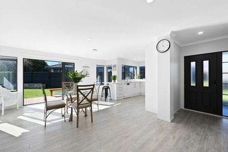 Photo of property in 13 Mangakoea Place, St Andrews, Hamilton, 3200