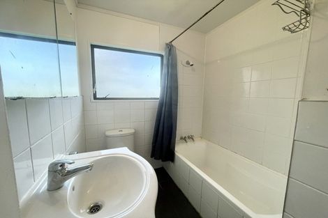 Photo of property in 2/8 Ross Avenue, Otara, Auckland, 2023