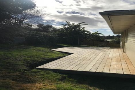 Photo of property in 5 Ogle Crescent, Te Kamo, Whangarei, 0112