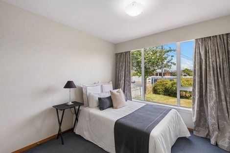 Photo of property in 10 Cotswold Avenue, Bishopdale, Christchurch, 8053