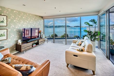 Photo of property in Patent 326 Apartments, 404s/326 Evans Bay Parade, Hataitai, Wellington, 6021