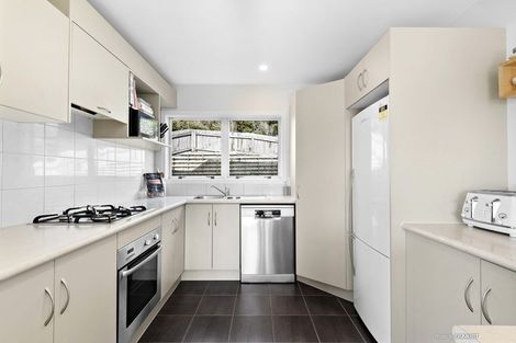 Photo of property in 6/143 Cockayne Road, Khandallah, Wellington, 6035