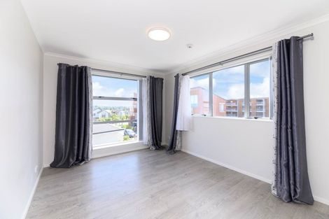 Photo of property in 1/4 Velma Road, Hillcrest, Auckland, 0627