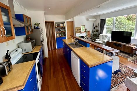 Photo of property in 30 Kelkirk Street, Kelston, Auckland, 0602