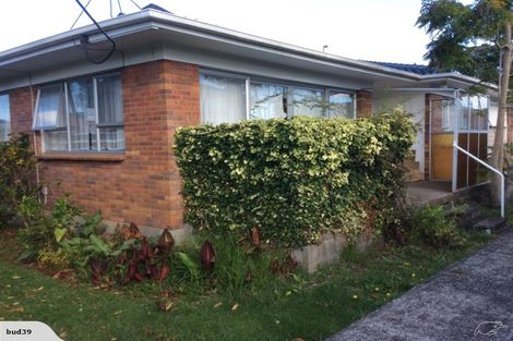 Photo of property in 1/17 Doment Crescent, Orewa, 0931