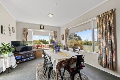 Photo of property in 1416 Devon Road, Brixton, Waitara, 4382