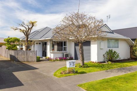 Photo of property in 2/9 Halliwell Avenue, Papanui, Christchurch, 8052