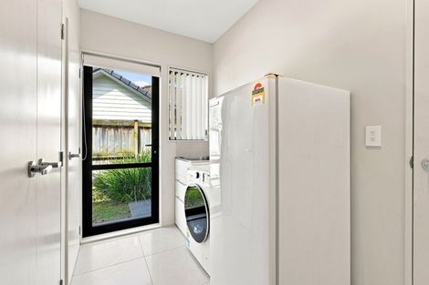 Photo of property in 13 Andalusian Way, Karaka, Papakura, 2113