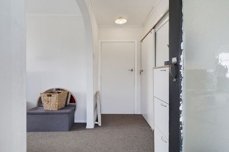 Photo of property in 12 Mosston Road, Castlecliff, Whanganui, 4501