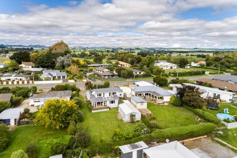 Photo of property in 180 Porangahau Road, Waipukurau, 4200