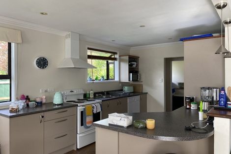 Photo of property in 8 Denver Grove, Totara Park, Upper Hutt, 5018