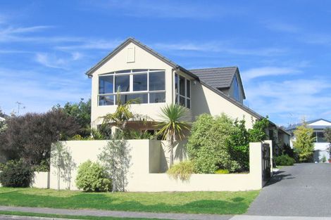 Photo of property in 28 Clyde Street, Mount Maunganui, 3116