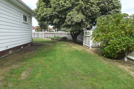 Photo of property in 14 Waterloo Crescent, Hokowhitu, Palmerston North, 4410