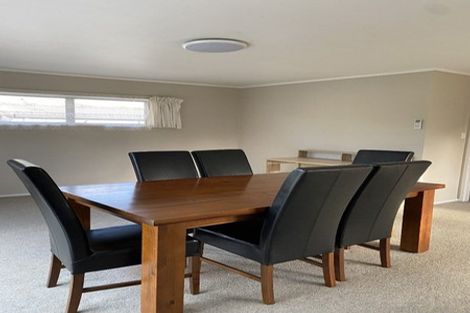 Photo of property in 2/86 Howe Street, Howick, Auckland, 2014