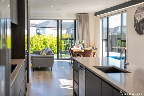 Photo of property in 16 Ruxton Road, Wainui, 0932