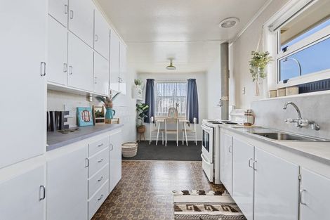 Photo of property in 19 Hume Street, Waitara, 4320