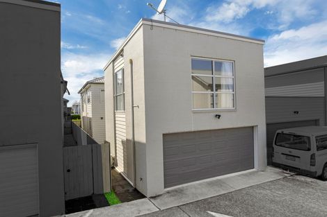 Photo of property in 6 Treestump Road, Takanini, 2112