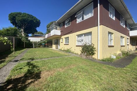 Photo of property in 2/1 Preston Avenue, Mount Albert, Auckland, 1025